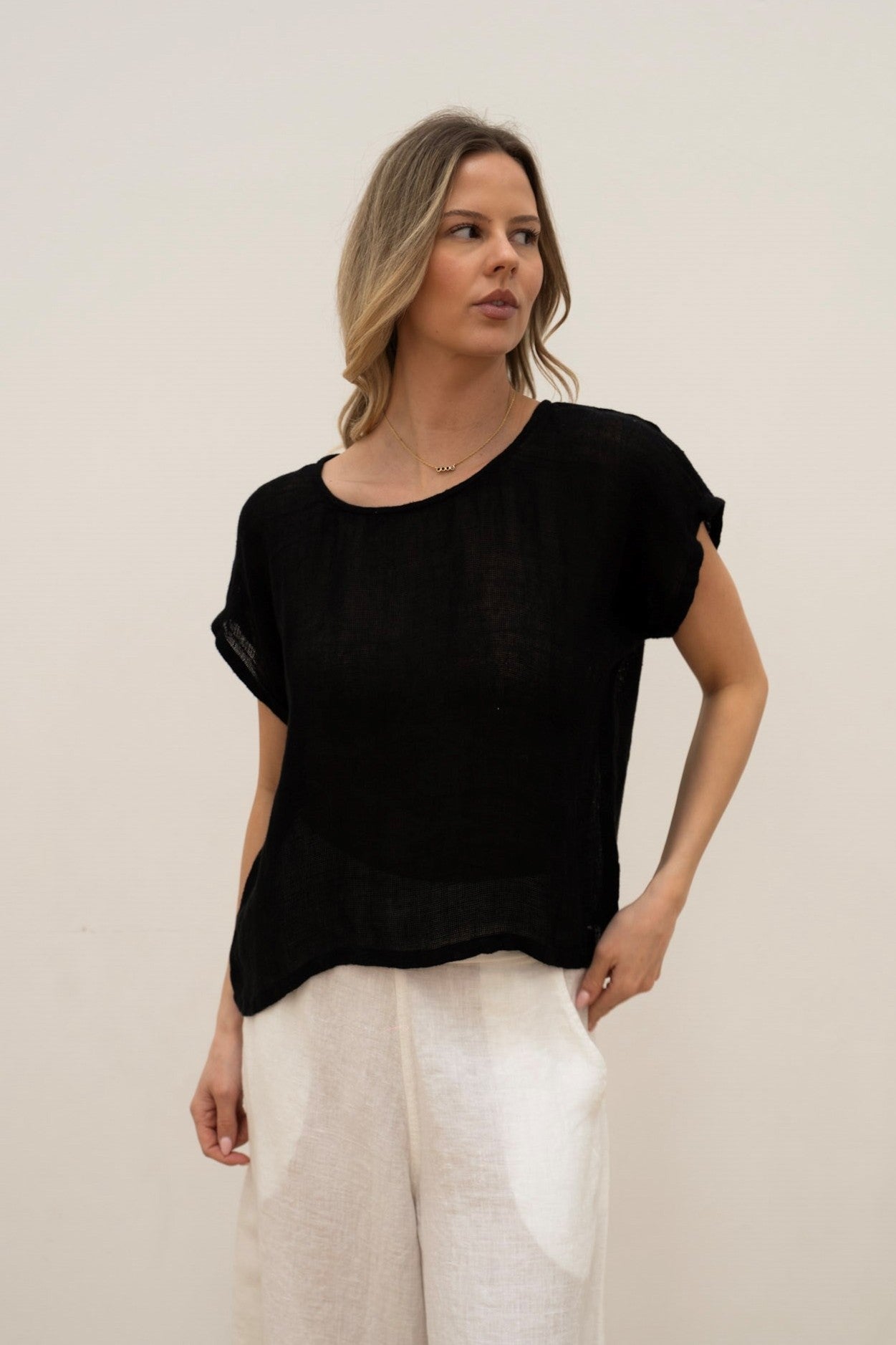 Carina Mesh Linen Top - In Black