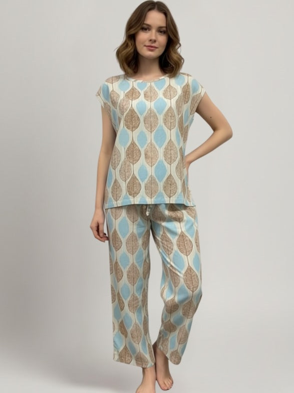 Relaxed Pocket Pants with Drawstring Waist