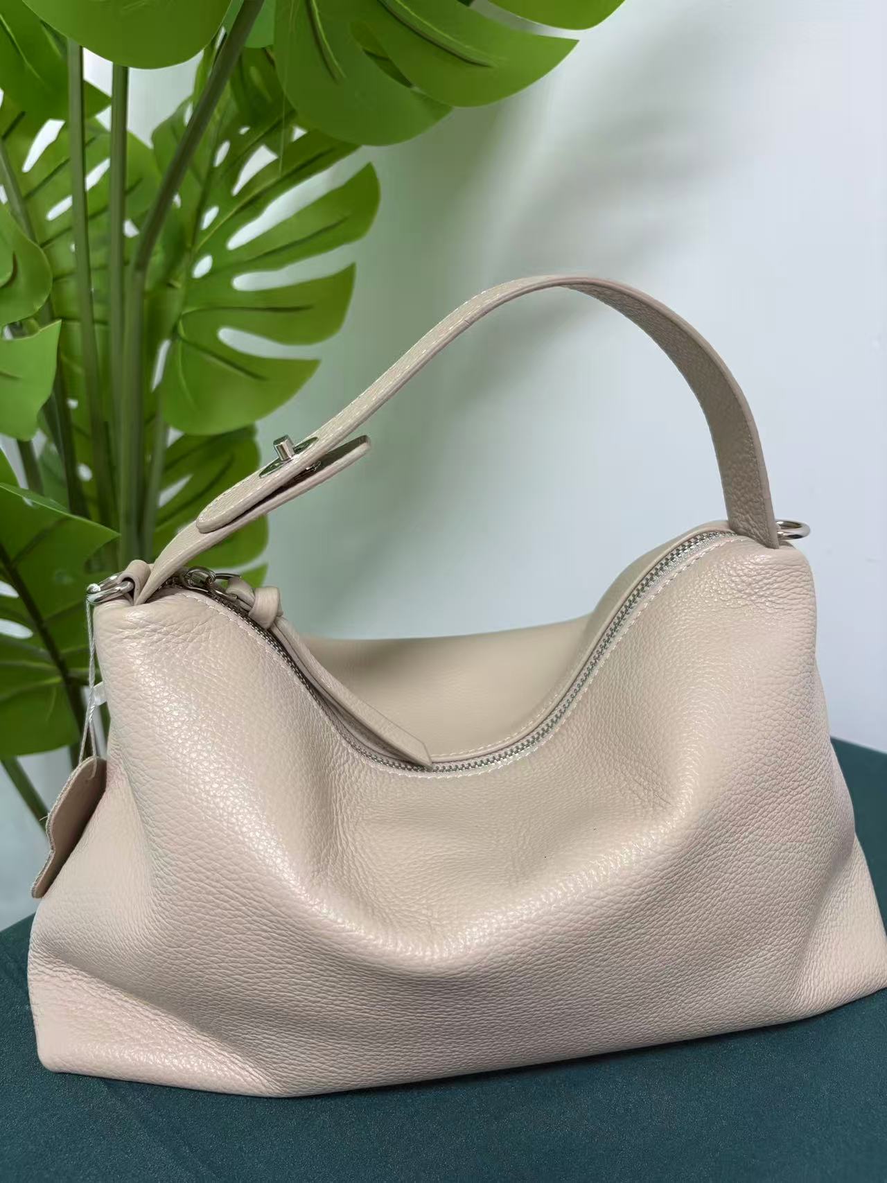 Palermo-Handbag(Leather)