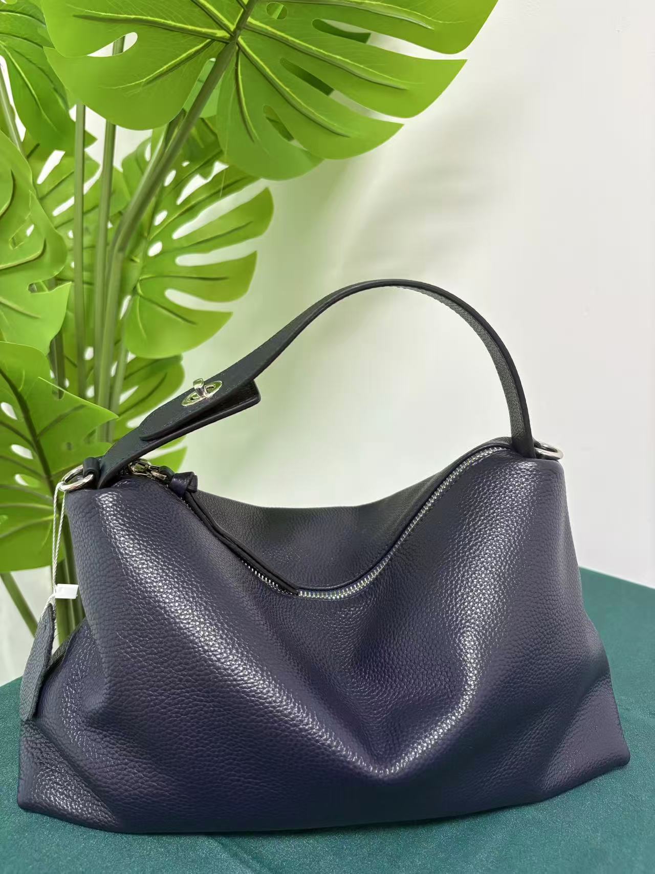 Palermo-Handbag(Leather)