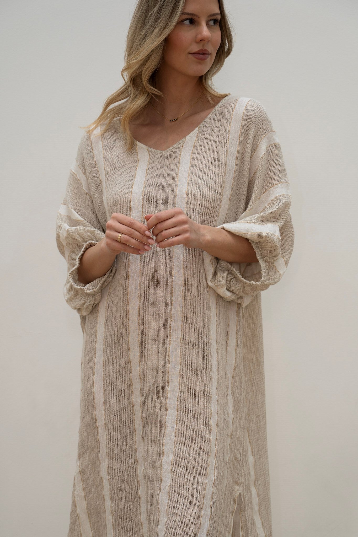 Rosa Elasticated Sleeves Kaftan Natural White W Gold Strand