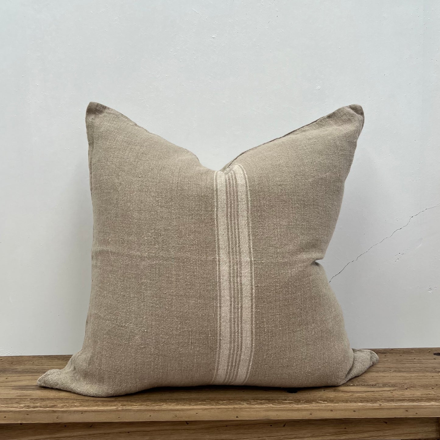 Puro Lino Cushion Cover White Stripes 60X60Cm