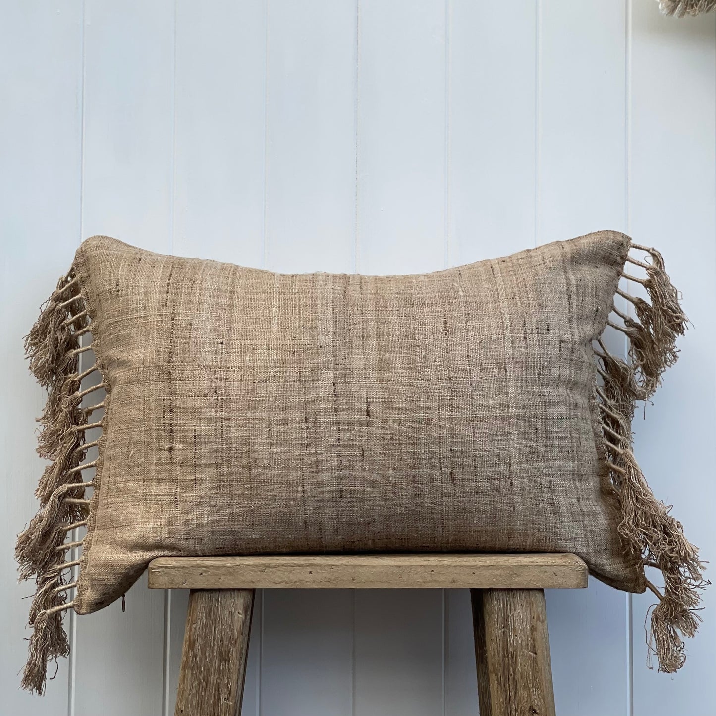 Tussar Wild Silk Cushion Cover Knotted Fringes - Natural 40 X 60 Cm