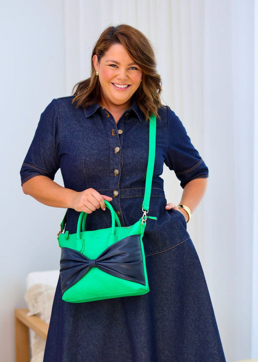 Charlotte Green / Navy Bow