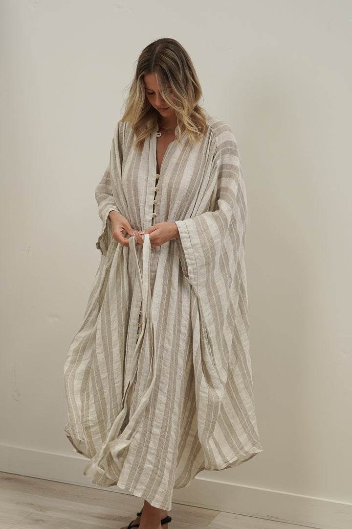 Donna Oversized Buttoned Dress Natural White Stripes
