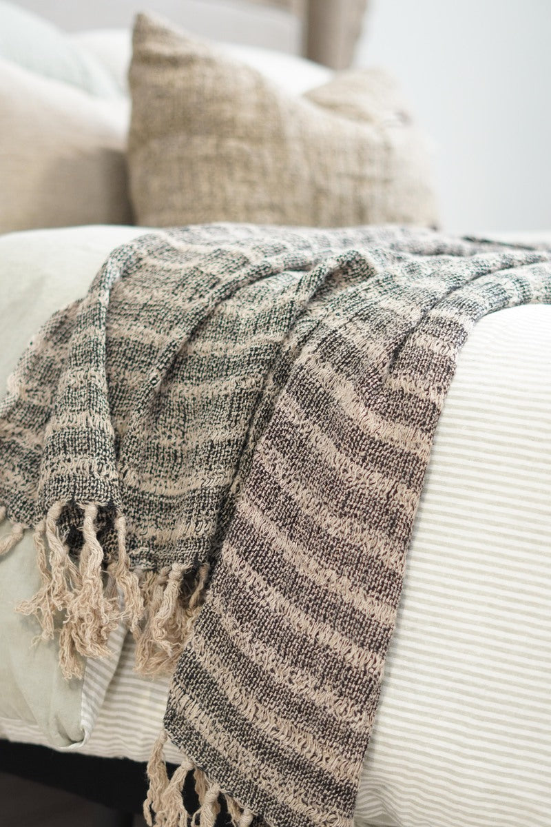 Audrey Linen Bed Throw Black & Natural