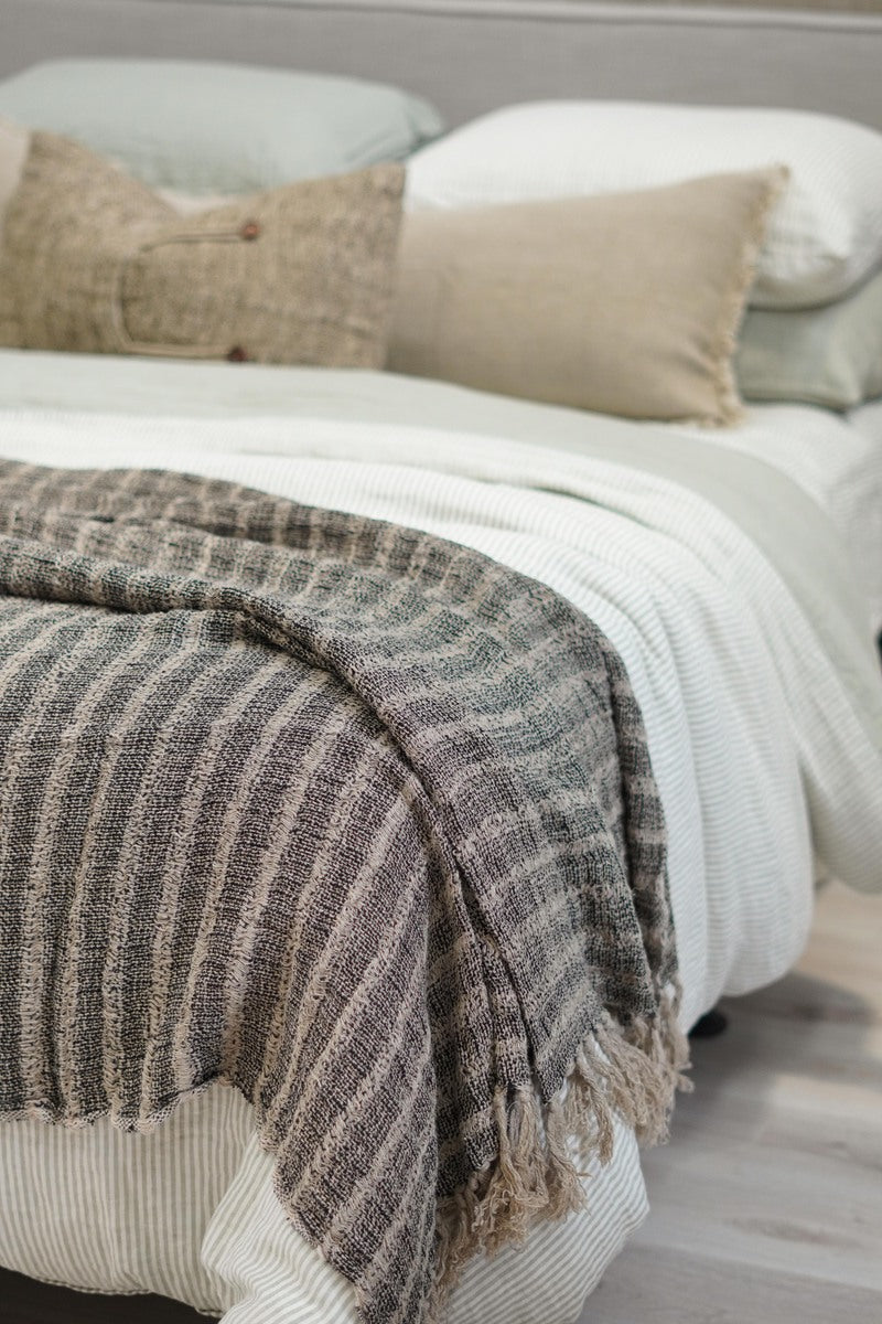 Audrey Linen Bed Throw Black & Natural