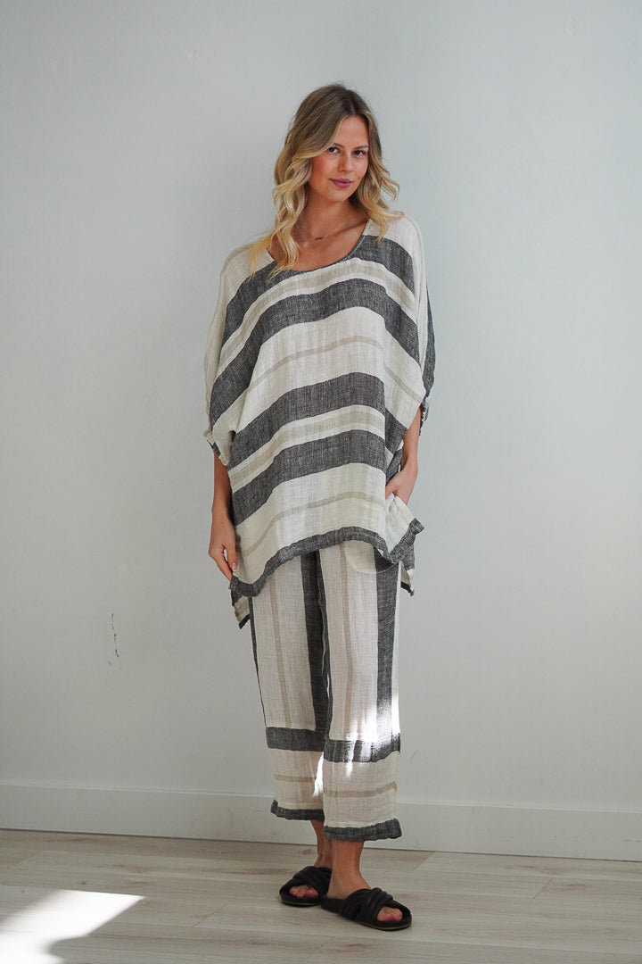 Bella Elasticated Sleeves Top Black Stripey