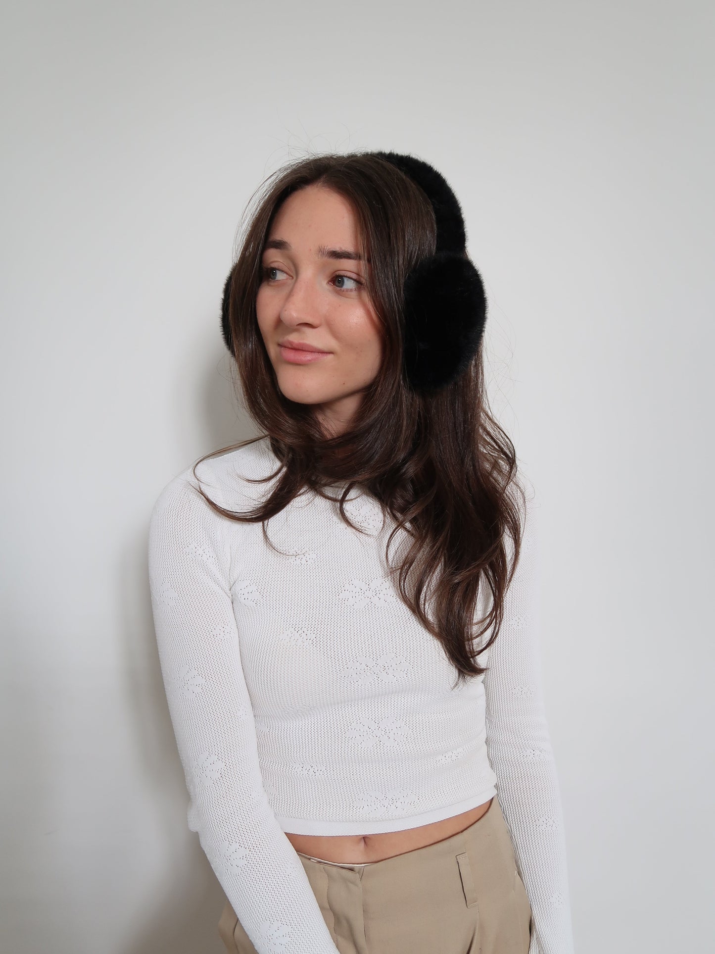 EAR MUFFS - BLACK EM002