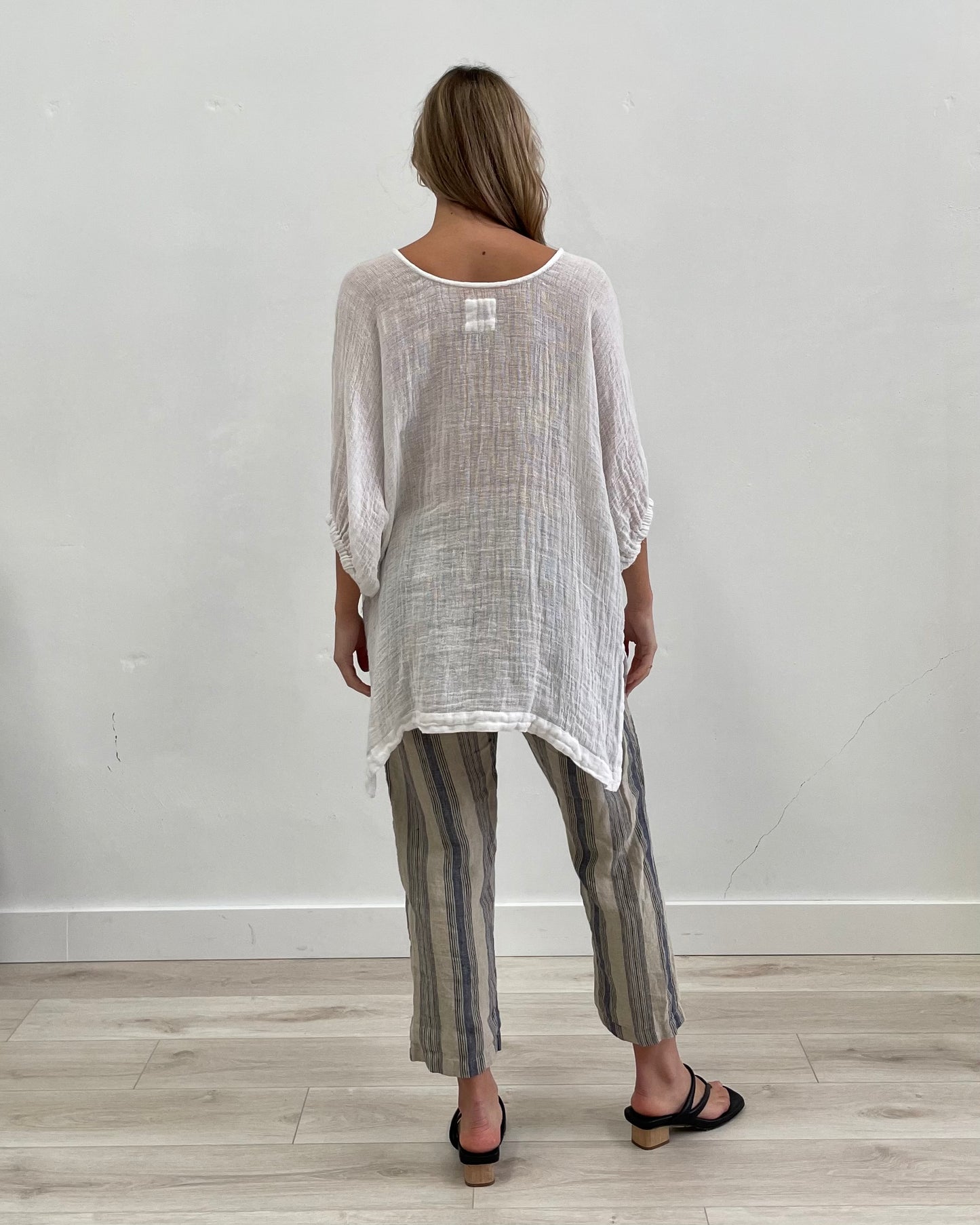 Bella Elasticated Sleeves Top White