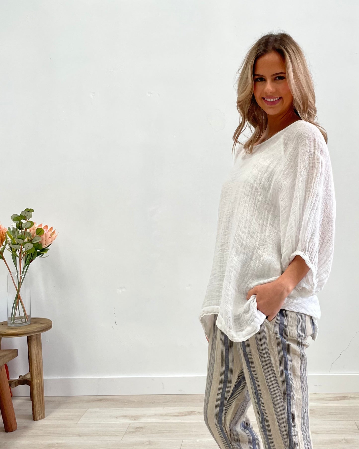 Bella Elasticated Sleeves Top White