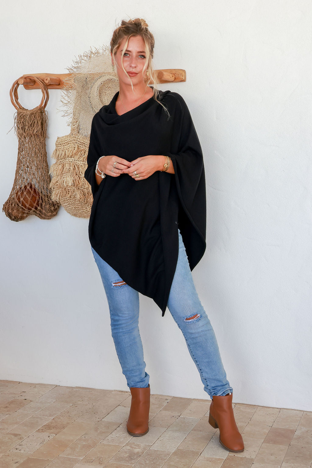 Clothing Poncho FSC2300