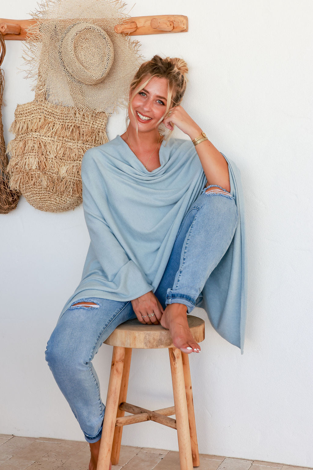 Clothing Poncho FSC2300