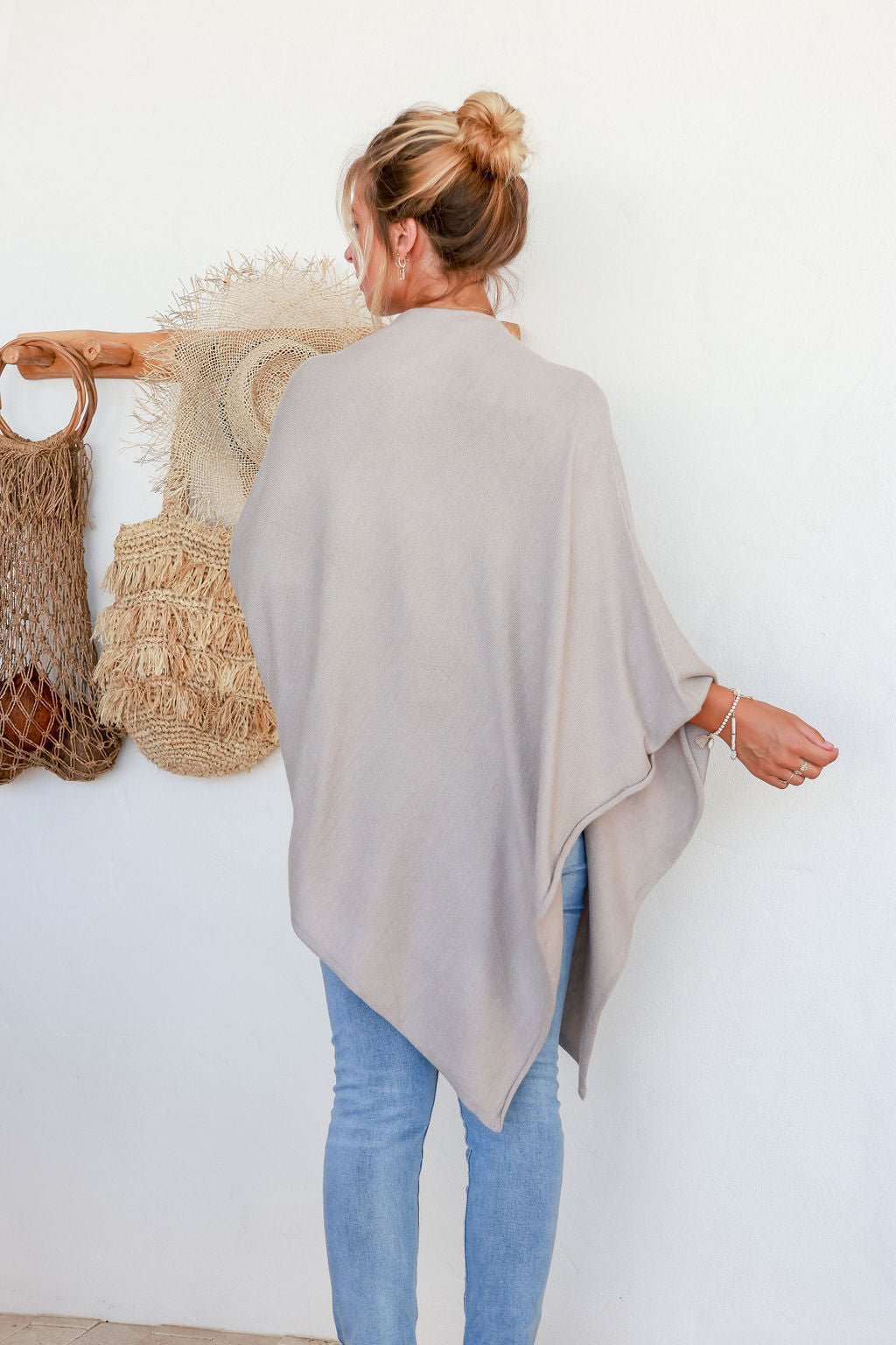 Clothing Poncho FSC2300