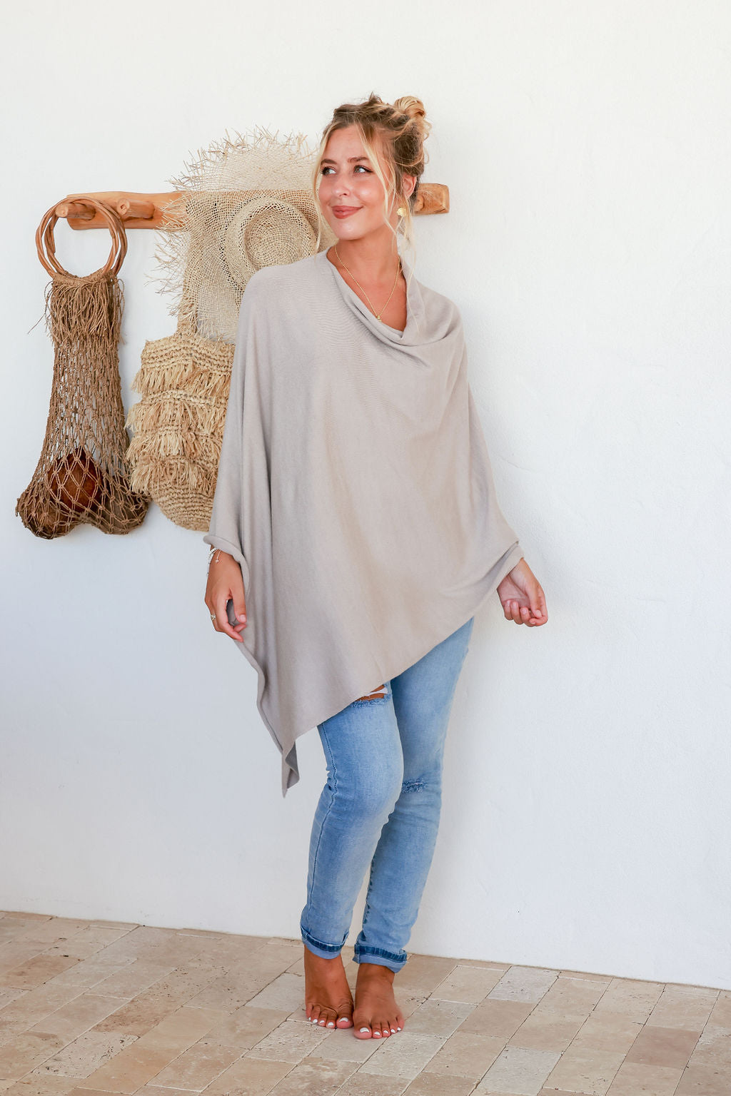 Clothing Poncho FSC2300