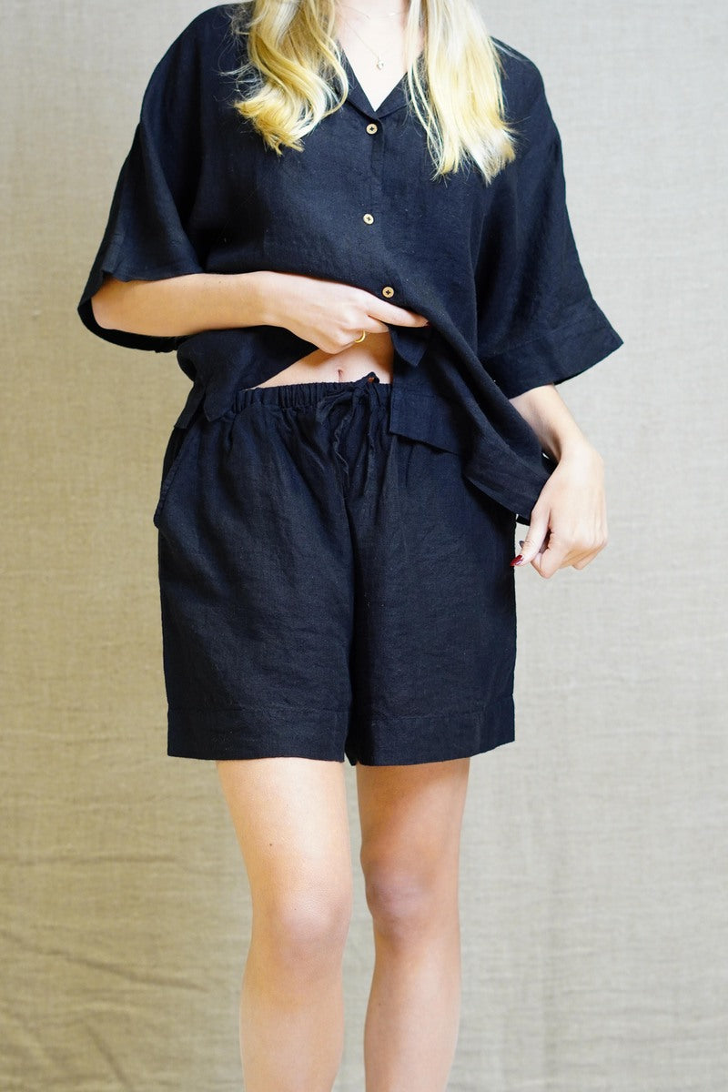 Eve Shorts Black