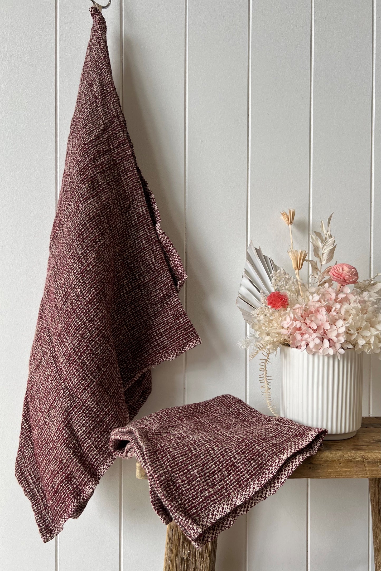 Audrey Linen Hand Towel Burgundy