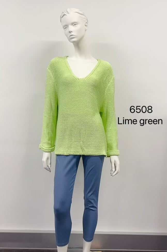 Lightweight Textured Knit Top