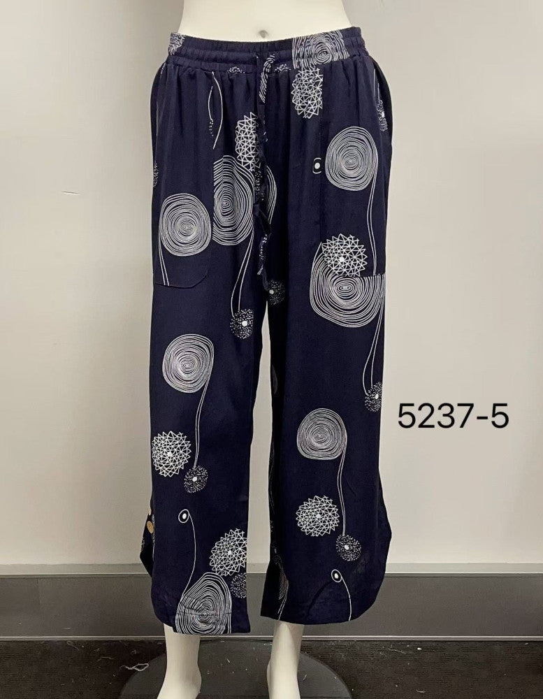 Relaxed Pocket Pants with Drawstring Waist