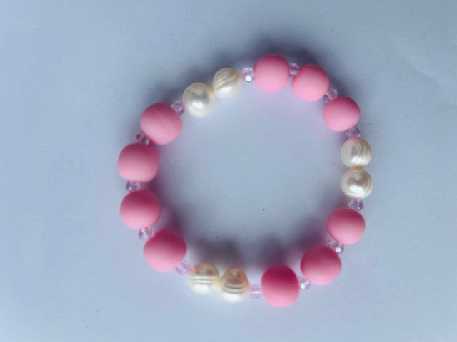 Pearl and Resin Beads Bracelet