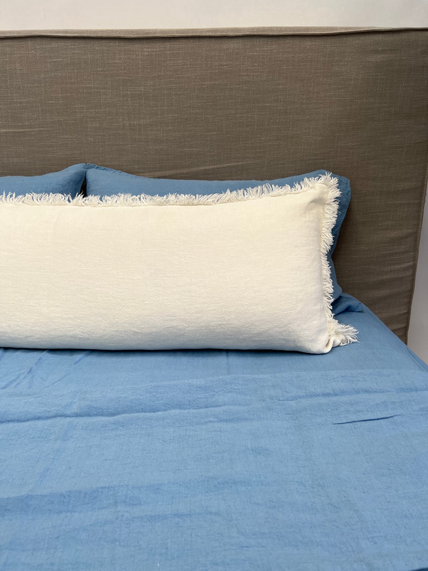 Briar Cushion Cover With Fringe White 40 X 120 Cm