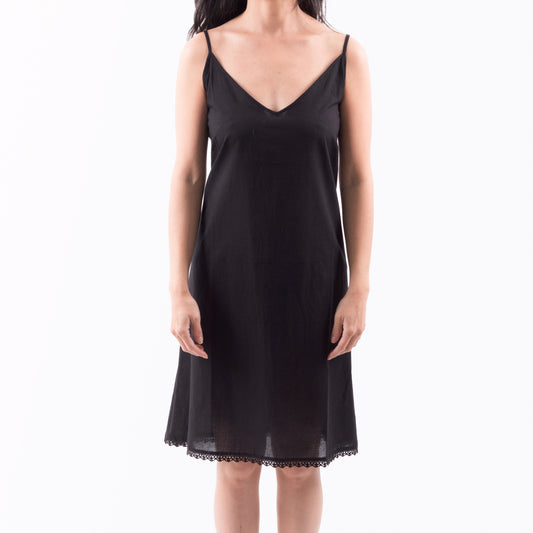 Lulu Black Slip With Lace Hem