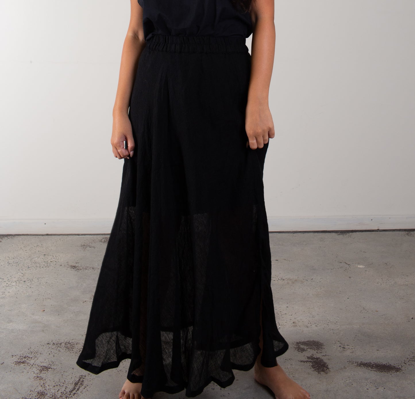 Gauze Linen Skirt - In Black