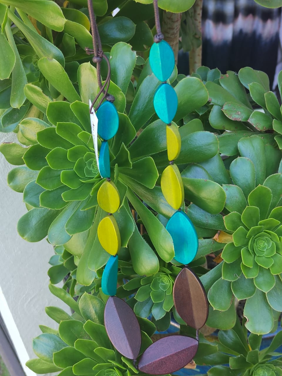 Leaf-Like Shaped Wooden Beads in Multicoloured Necklace N6-5936