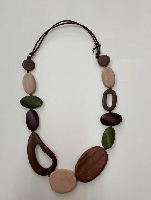 Delicate Wooden Necklace N7-890