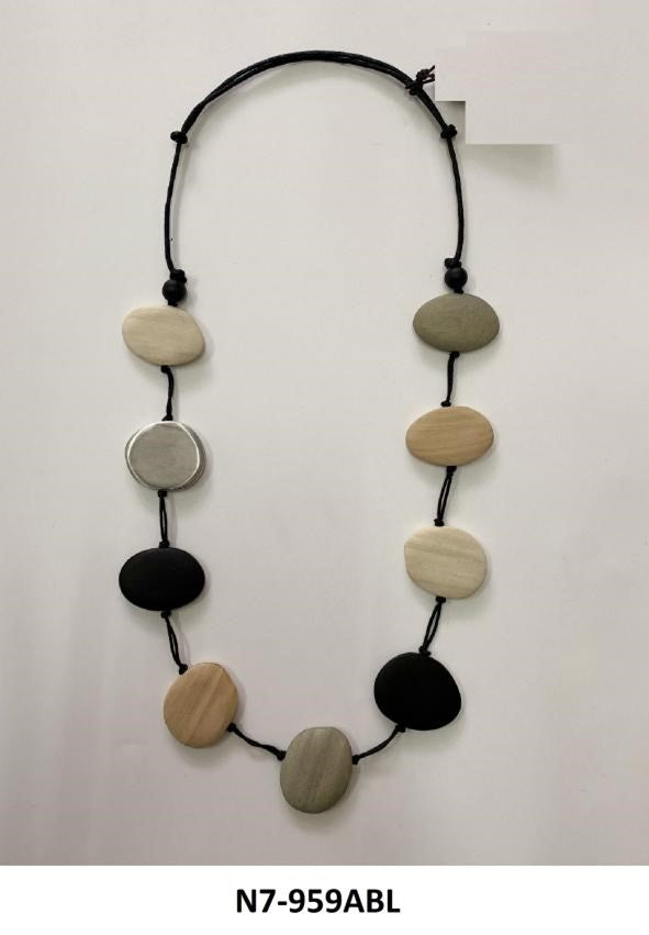 Natural Cut Oval Wooden Pieces Necklace N7-959