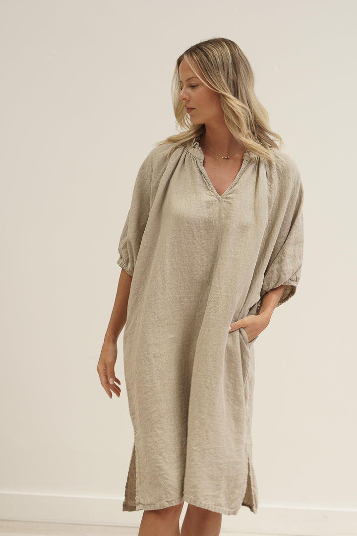 Orabella V-Neck Dress Natural (With Pockets)