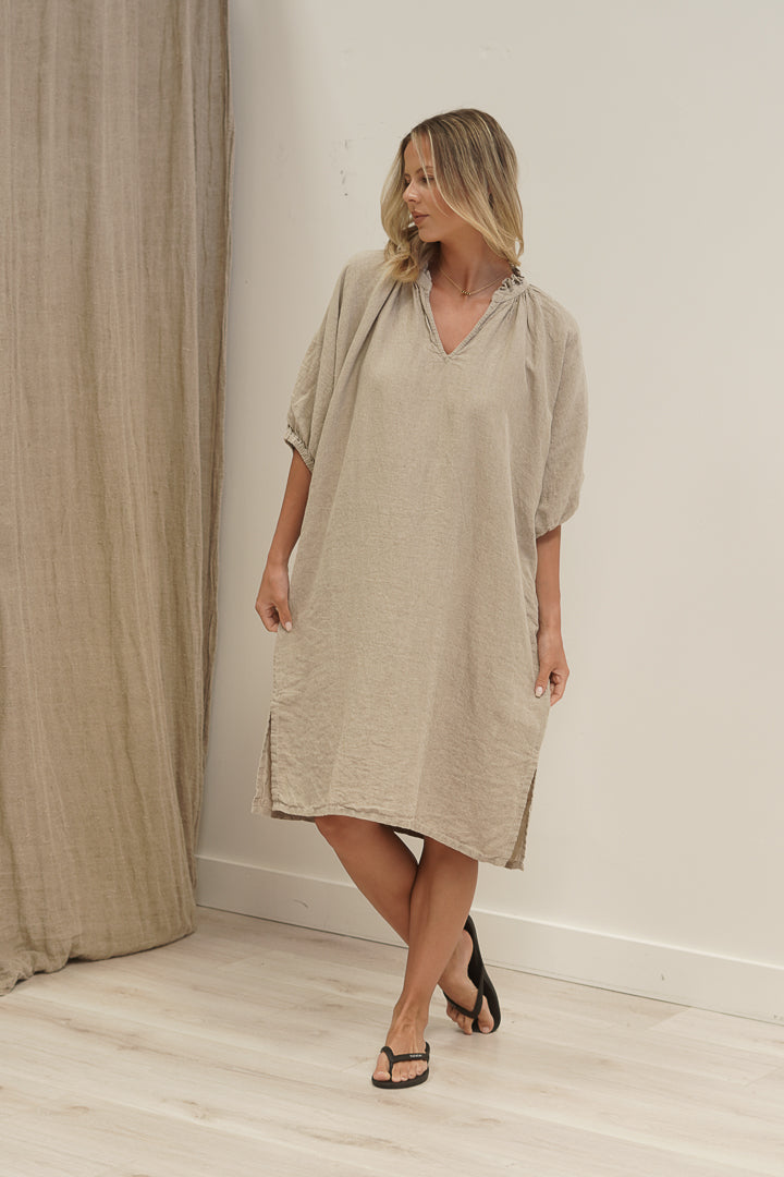 Orabella V-Neck Dress Natural (With Pockets)