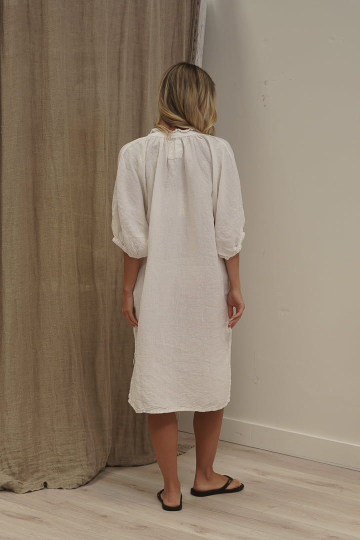 Orabella V-Neck Dress White (With Pockets!)