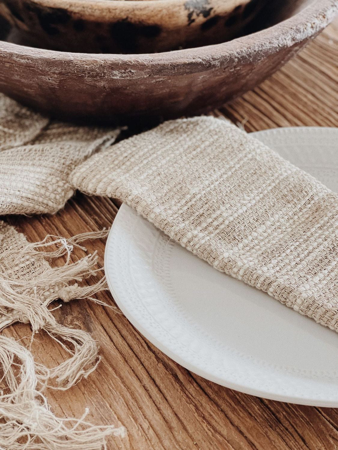 Oriel Ombre Linen Placemat - Natural & White