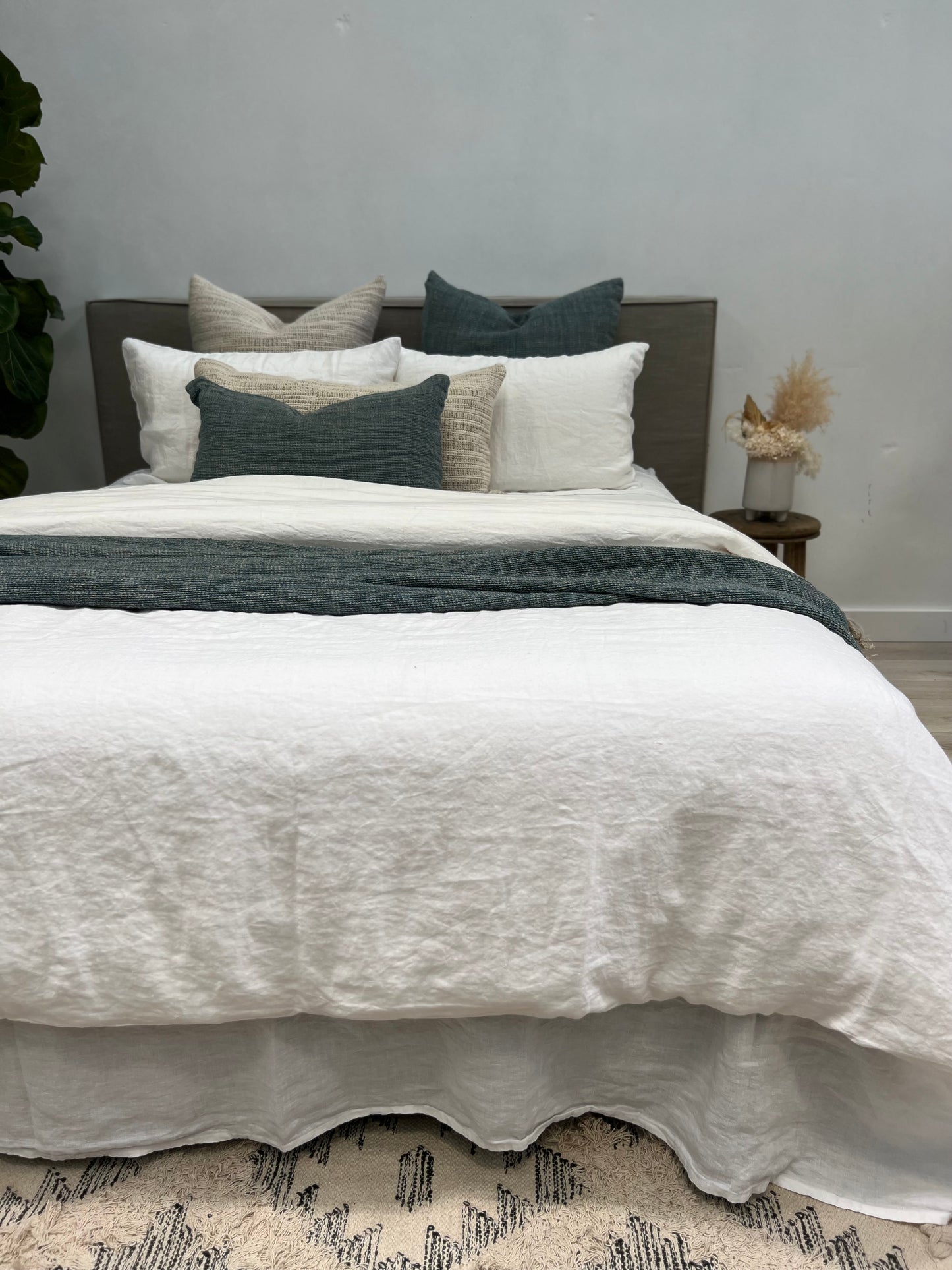 Basics Linen Quilt Cover White