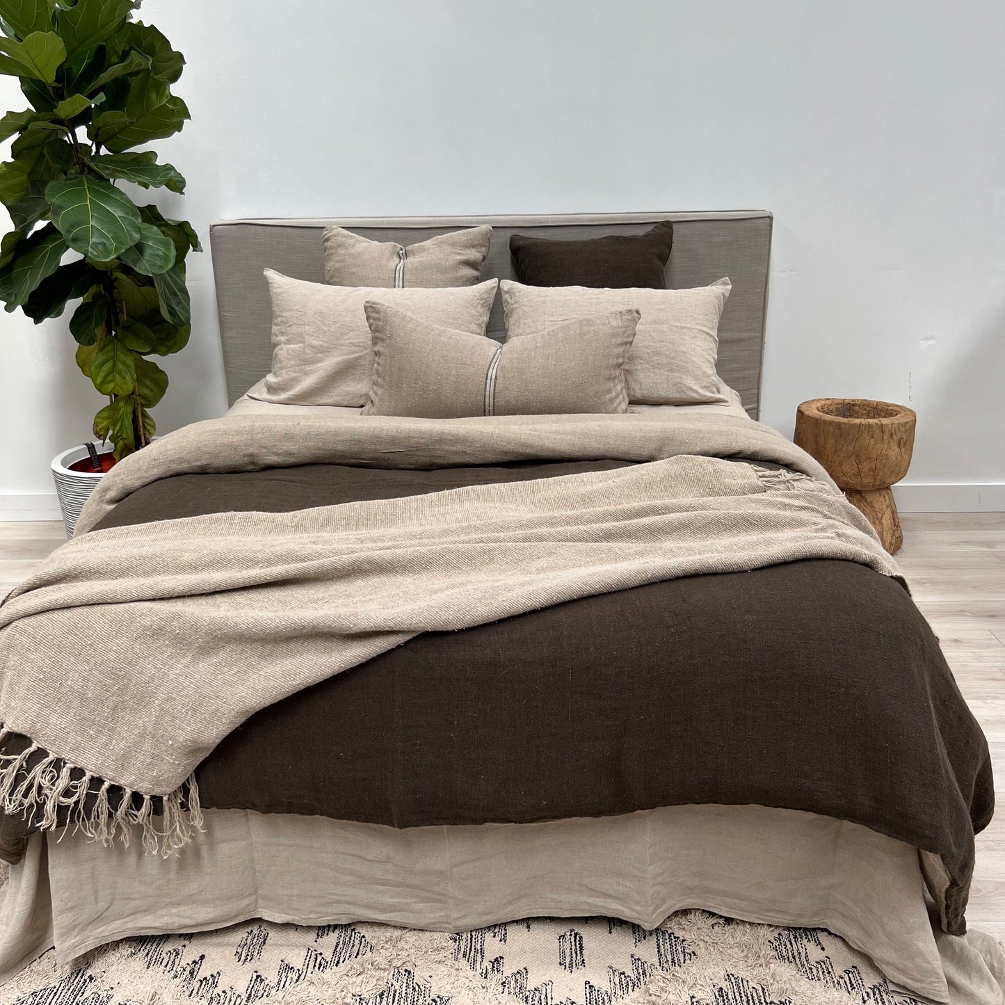 Angaston Handloomed Linen Quilt Cover - Charcoal Rev Natural