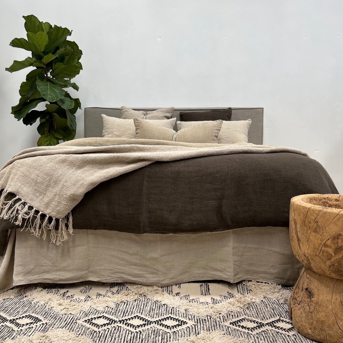 Angaston Handloomed Linen Quilt Cover - Charcoal Rev Natural