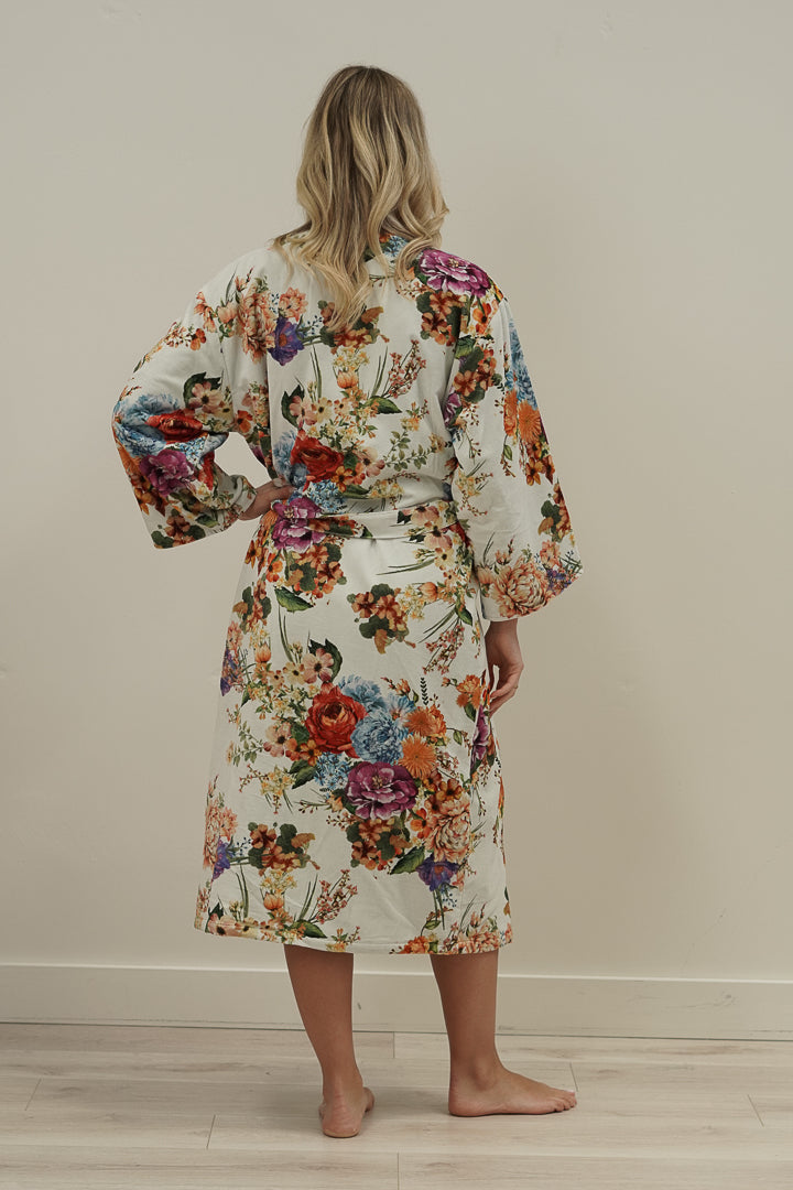 Camilla Bouquet White Velvet Robe