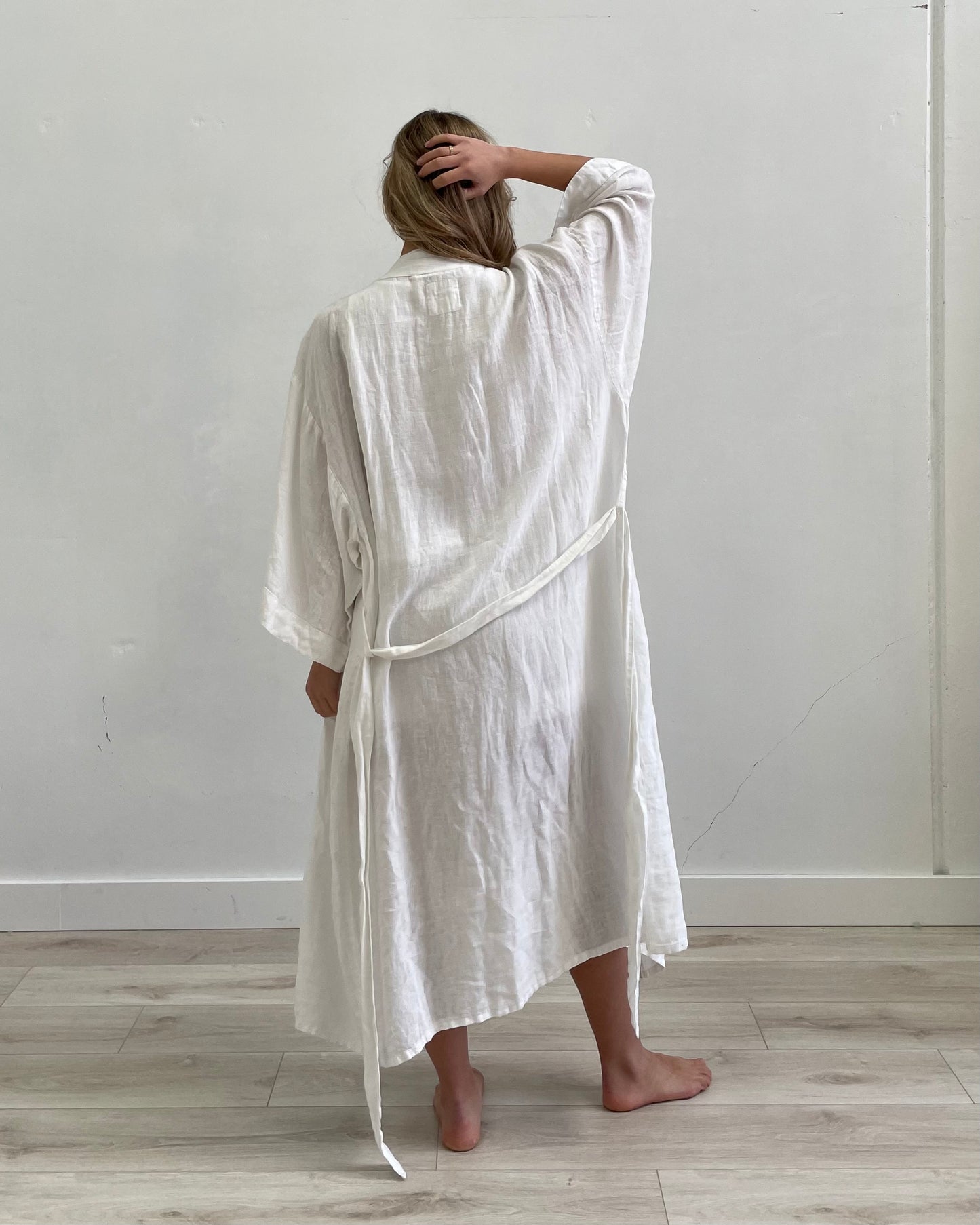 Alessa Robe Optic White