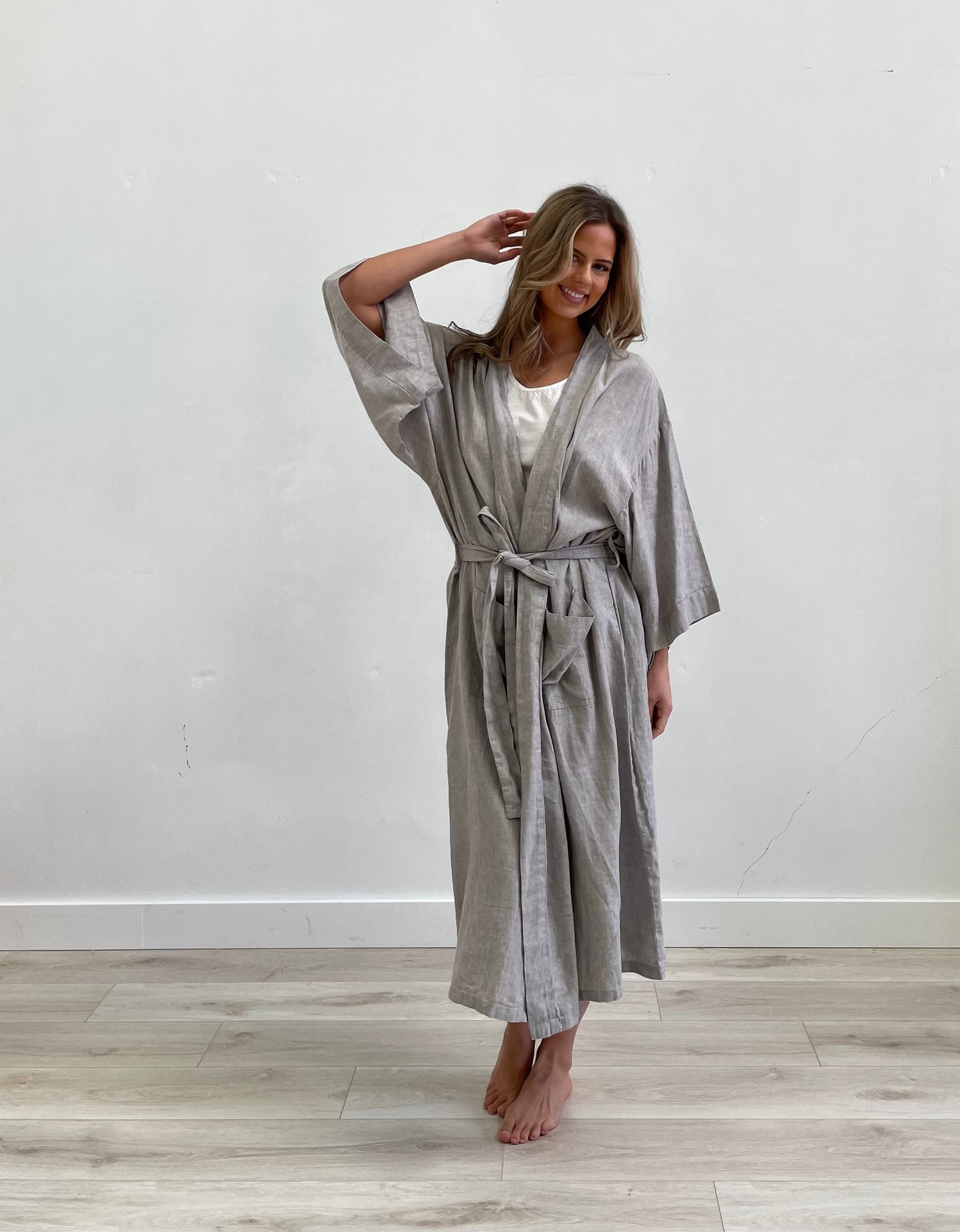 Bria Robe Grey & White