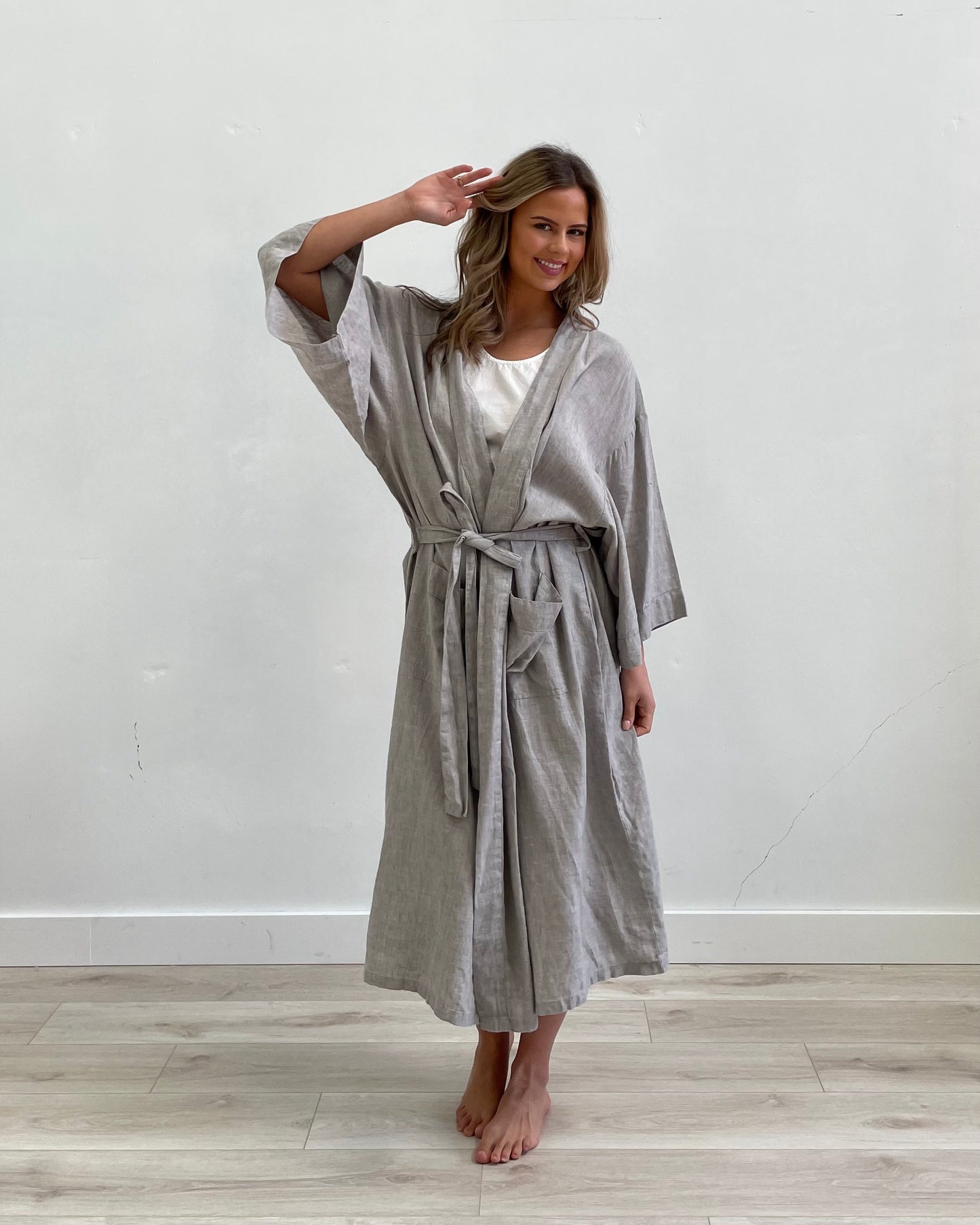 Bria Robe Grey & White