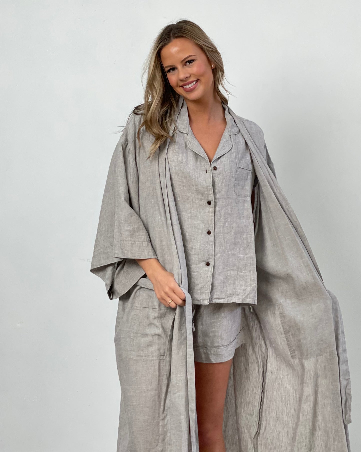 Bria Robe Grey & White