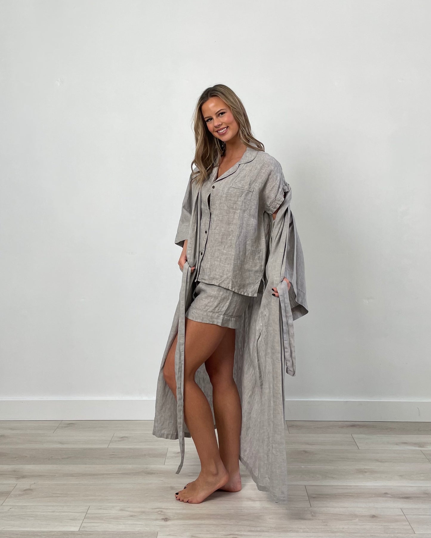 Bria Robe Grey & White