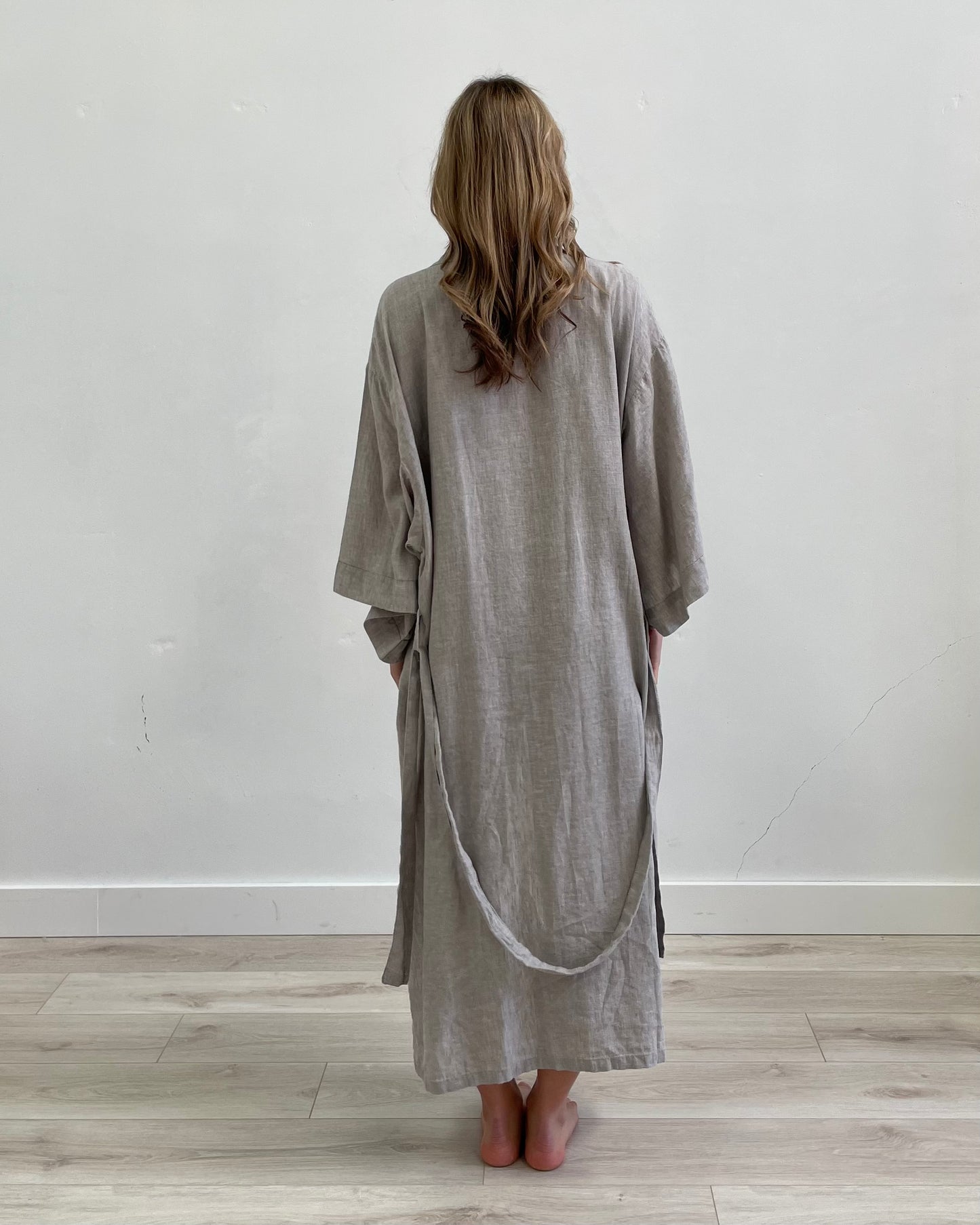 Bria Robe Grey & White