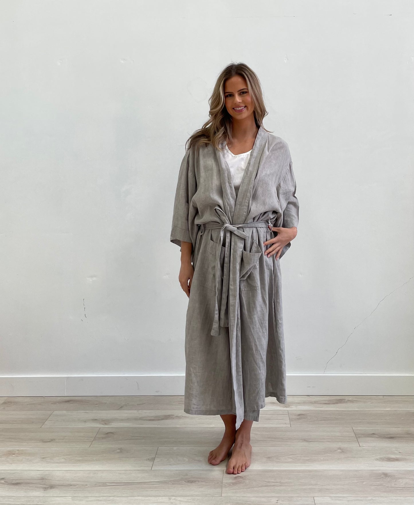 Bria Robe Grey & White