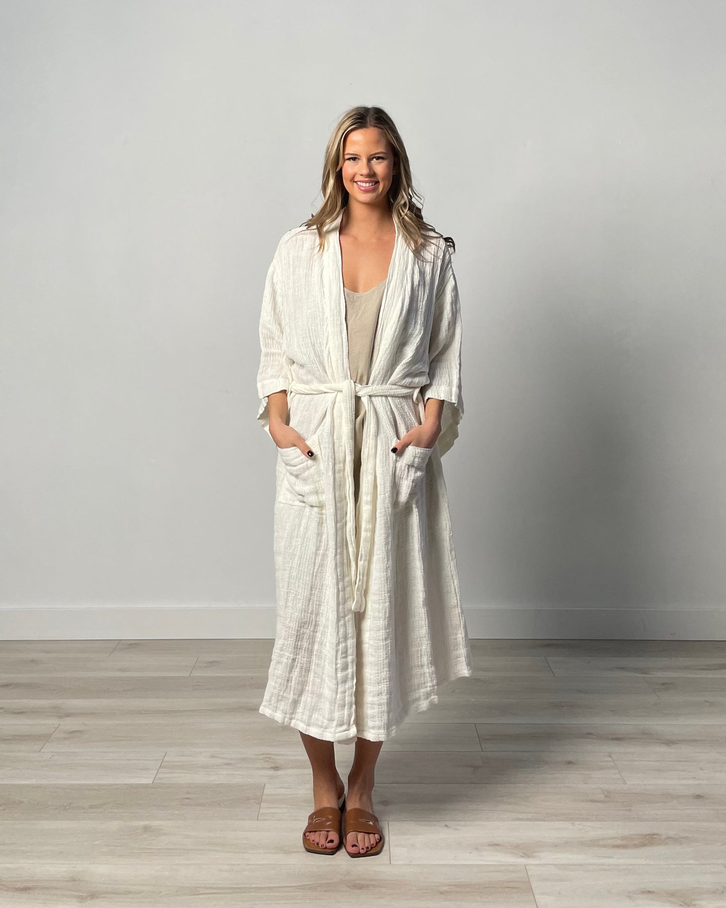 Audrey Heavy Mesh Robe - Optic White
