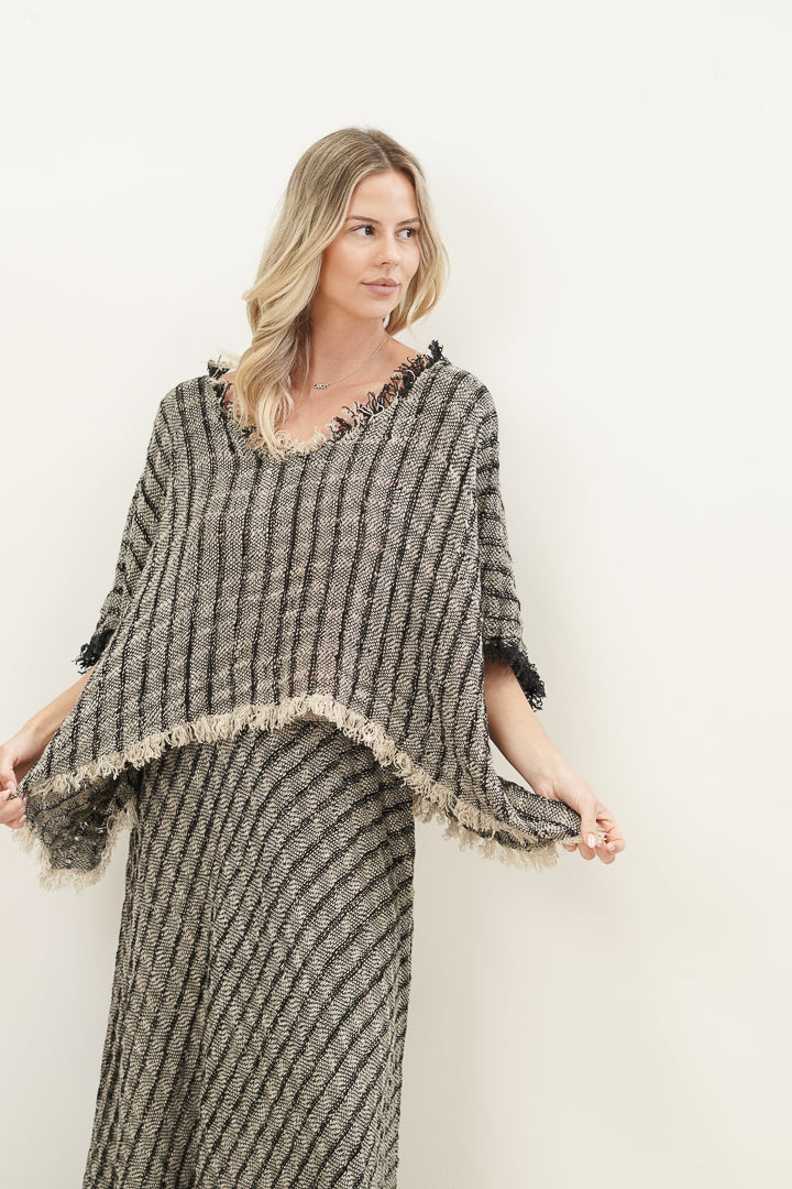 Sarita Fringed Top Black & Natural Blocks