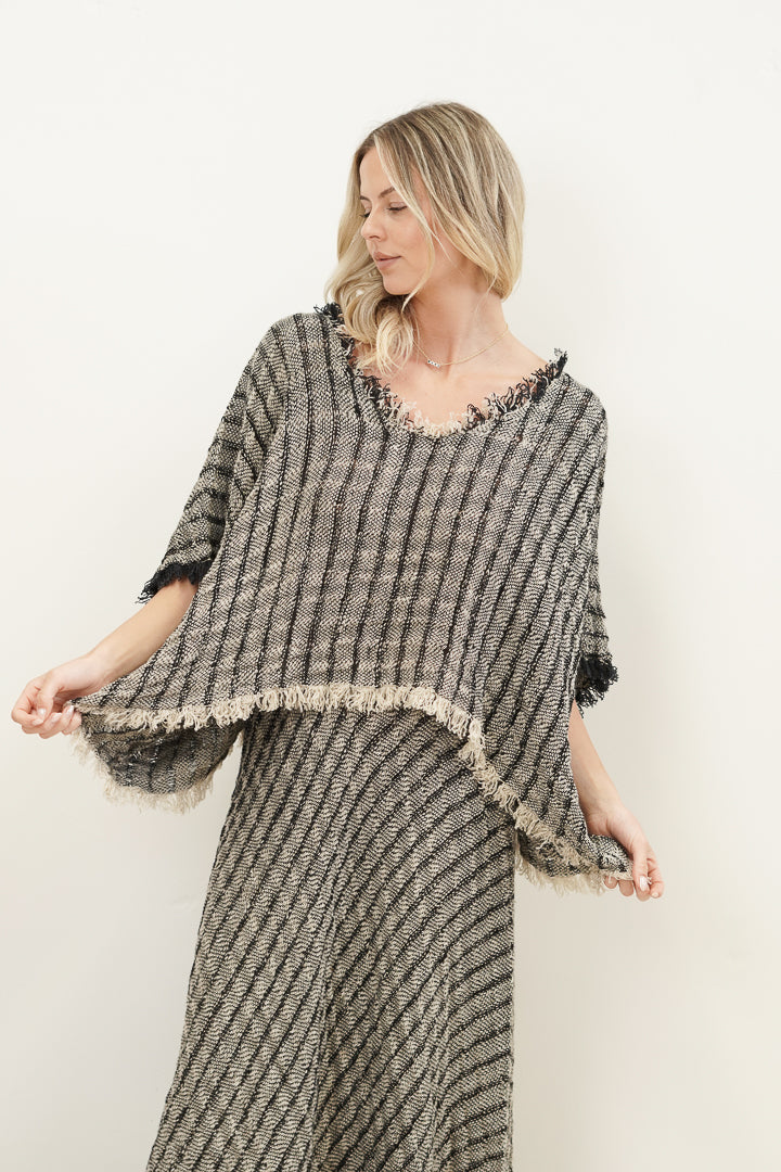 Sarita Fringed Top Black & Natural Blocks