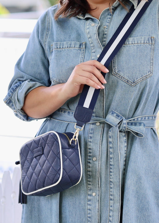 Sally Quilted - Navy/White