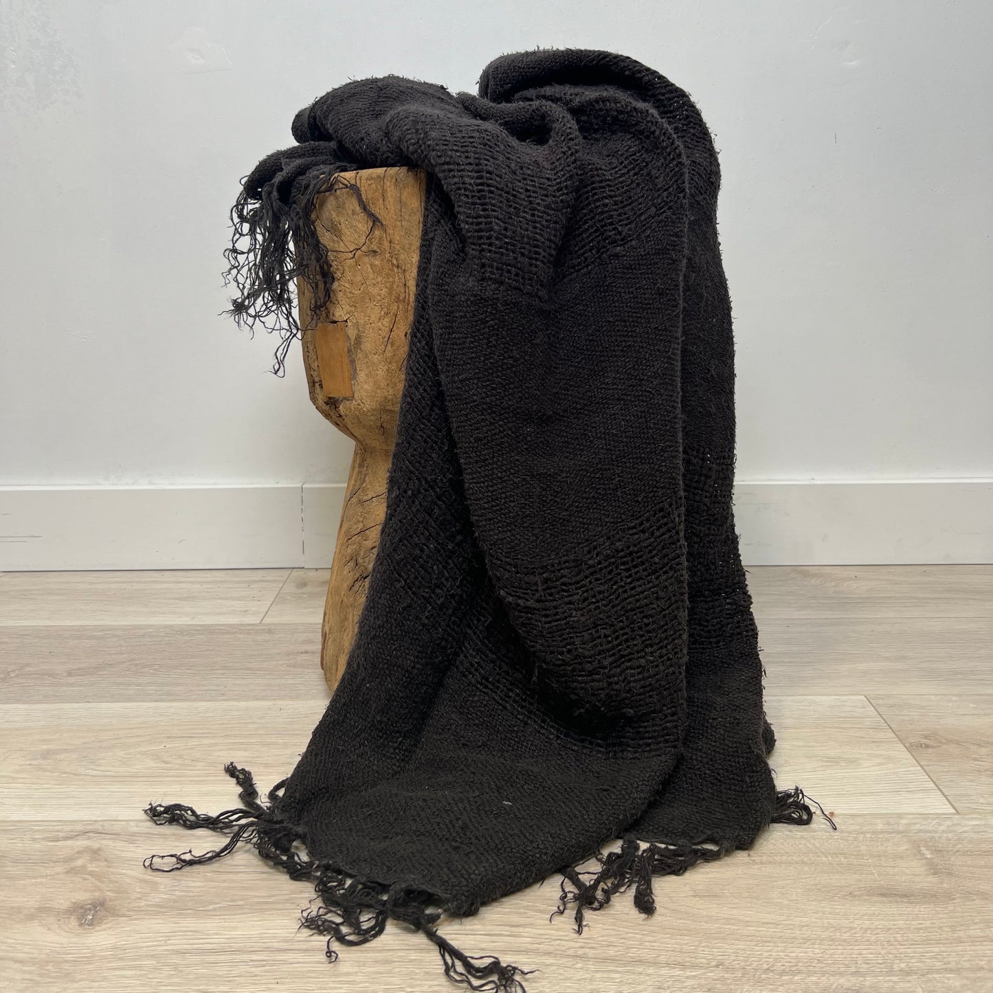 Clover Linen Throw Charcoal 130 X 190 Cm